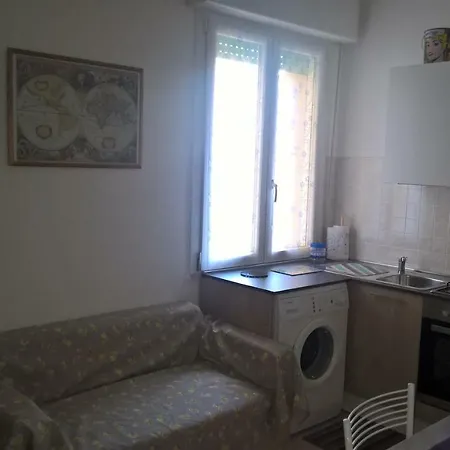 Via Dante 49/1 * Κατόλικα